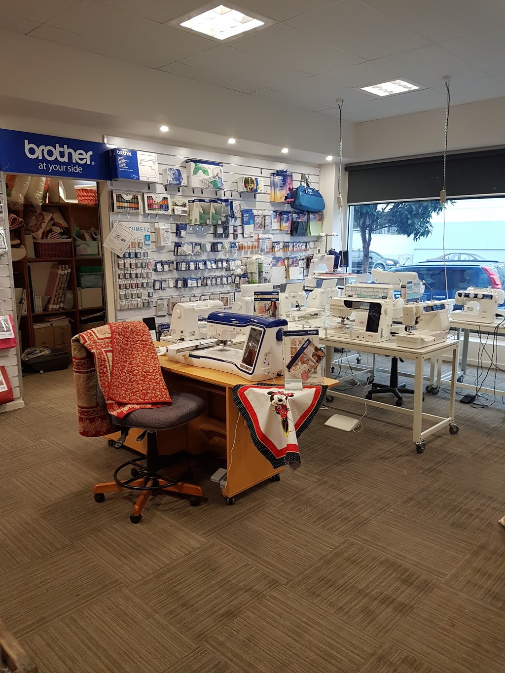 Bellarine Sewing Centre | home goods store | 395 Moorabool St, South Geelong VIC 3220, Australia | 0352213034 OR +61 3 5221 3034
