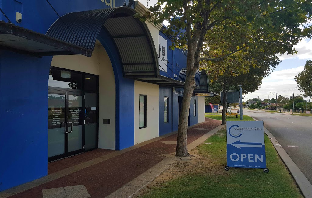 Council Avenue Dental & Implant Centre | dentist | 4/31 Council Ave, Rockingham WA 6168, Australia | 0895922210 OR +61 8 9592 2210