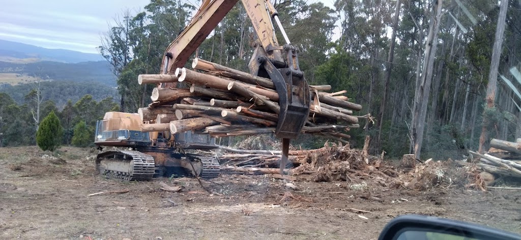 David & Kerrys Earthmoving | Brown Mountain Rd, Campania TAS 7026, Australia | Phone: 0408 357 436
