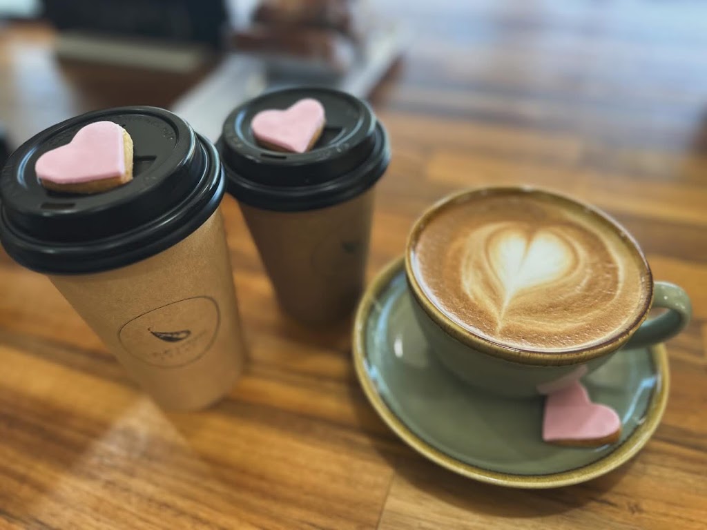 The Three Peas Eatery | 3 Mary Mackillop Dr, Woongarrah NSW 2259, Australia | Phone: 0459 773 486