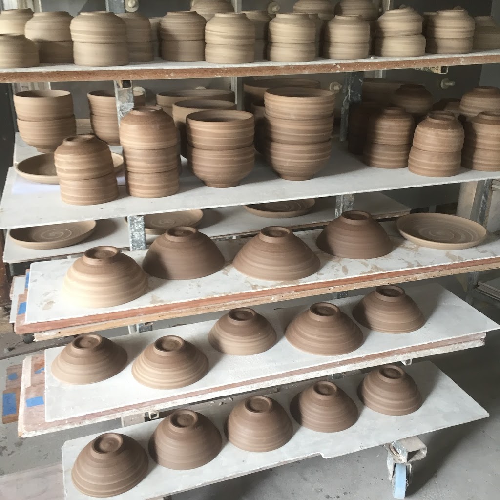 Happs Pottery | store | 749 Caves Rd, Anniebrook WA 6280, Australia | 0401533336 OR +61 401 533 336