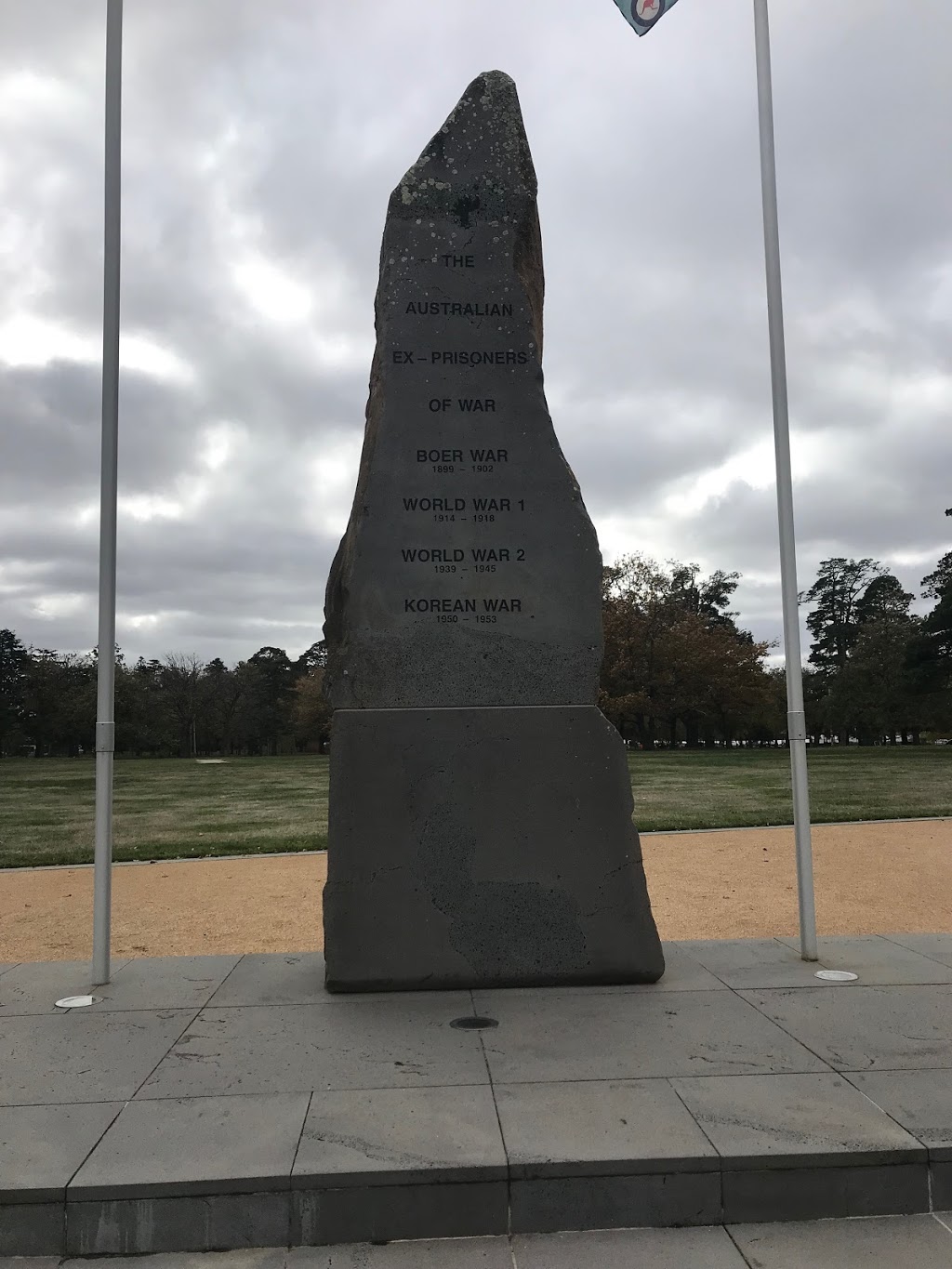 Australian Ex-Prisoners of War Memorial | park | 1A Carlton St, Lake Wendouree VIC 3350, Australia