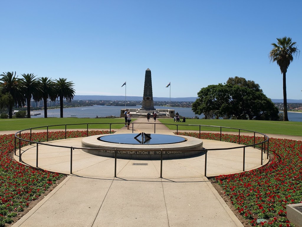 11th & 2nd 11th Battalion Sundial Memorial | park | Hacketts Path, Kings Park WA 6005, Australia