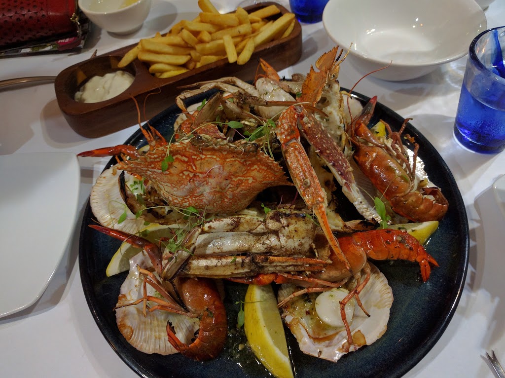 2 Fish Restaurant Port Douglas | restaurant | Coconut Grove Complex, 11/56-64 Macrossan St, Port Douglas QLD 4877, Australia | 0740996350 OR +61 7 4099 6350