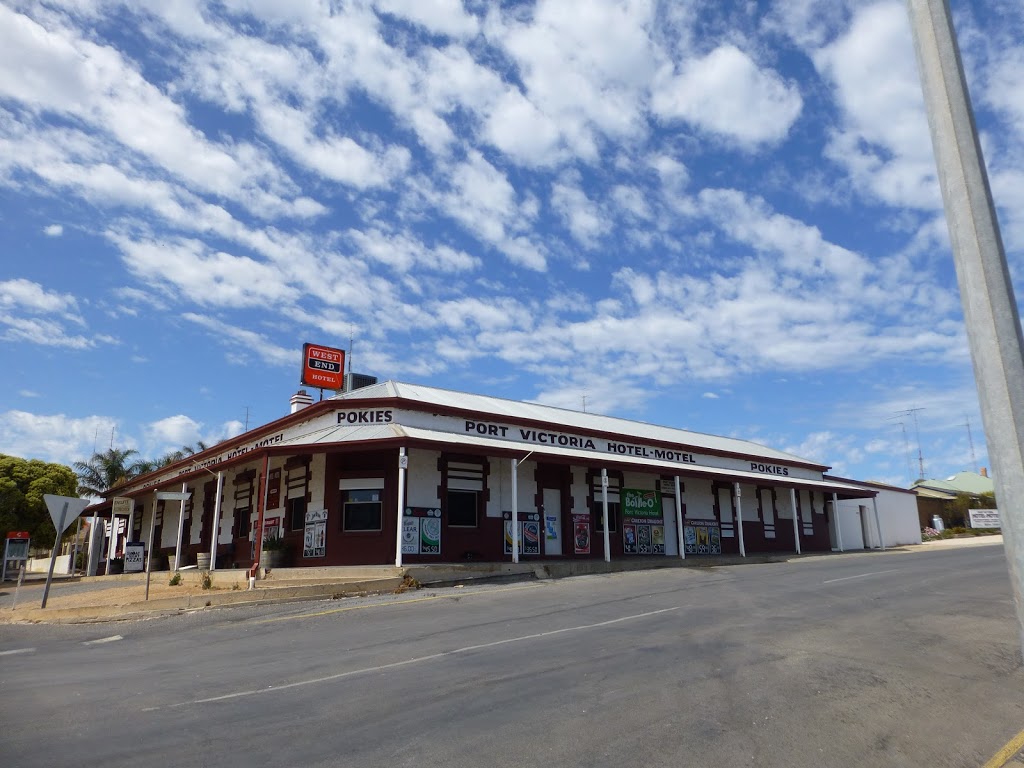 Port Victoria Hotel Motel | lodging | 1 Main St, Port Victoria SA 5573, Australia | 0888342069 OR +61 8 8834 2069