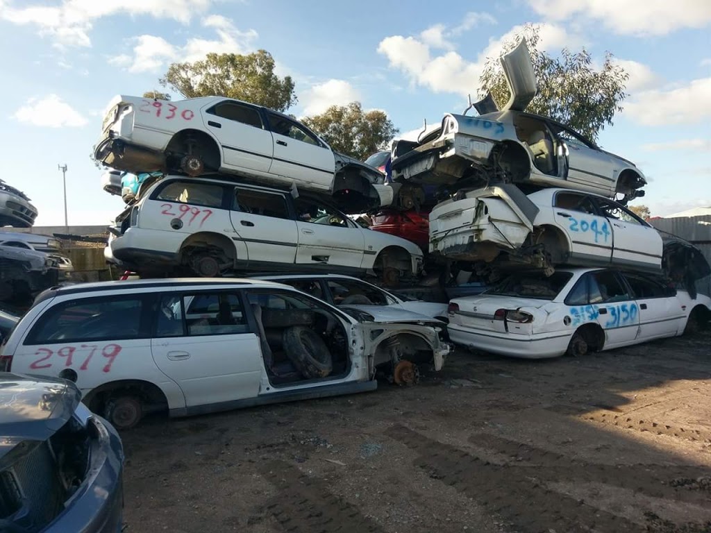 Wang Auto Wreckers | car repair | 134 - 138 Greta Rd, Wangaratta VIC 3677, Australia | 0357222567 OR +61 3 5722 2567