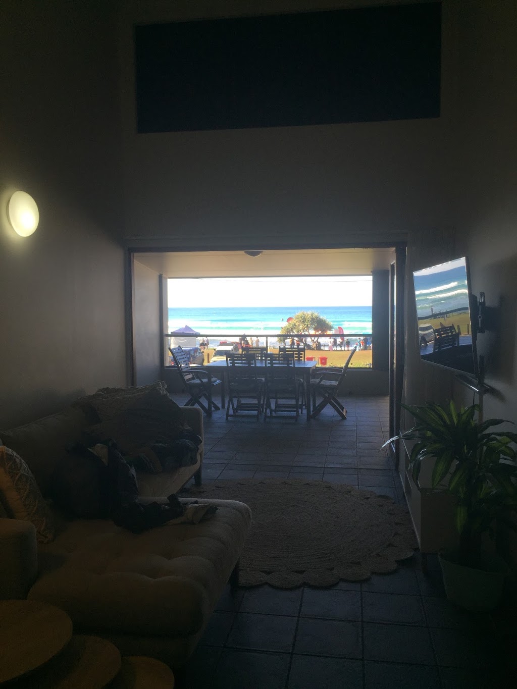 Lennox Head Beachfront Apartments | 77 Ballina St, Lennox Head NSW 2478, Australia | Phone: 0404 601 330