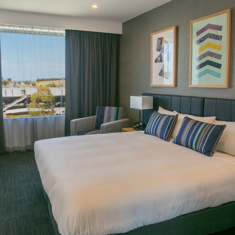 Alpha Hotel Eastern Creek | 1 Peter Brock Dr, Eastern Creek NSW 2766, Australia | Phone: (02) 8889 7700