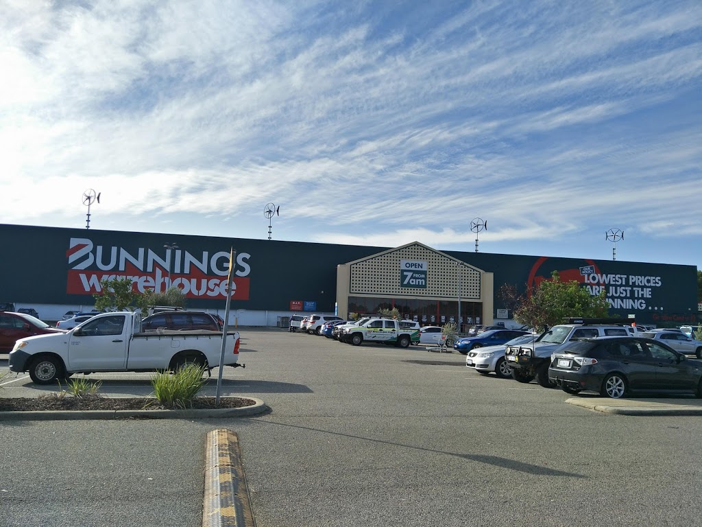Bunnings Rockingham | hardware store | Corner Patterson Road &, Pedlar Circuit, Rockingham WA 6168, Australia | 0895509800 OR +61 8 9550 9800