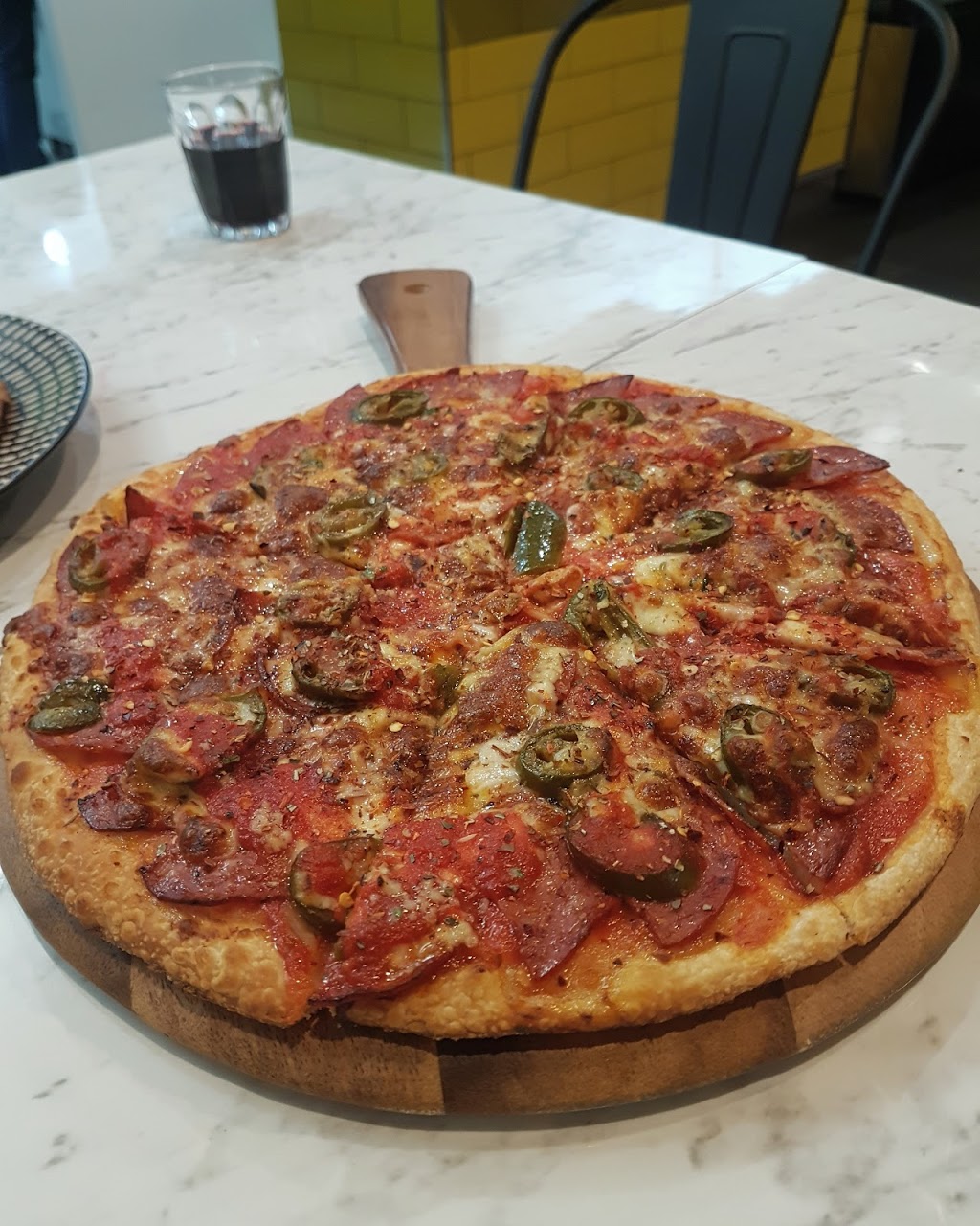 Como Pizza | meal takeaway | 175 Como Parade E, Parkdale VIC 3195, Australia | 0395872755 OR +61 3 9587 2755