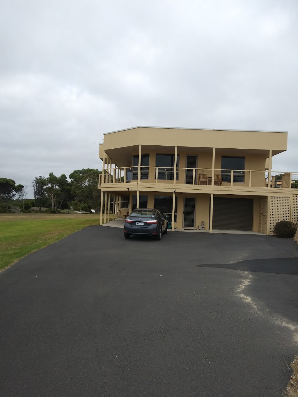 Costa Plenti Bed and Breakfast | lodging | 6 Bridges Dr, Southend SA 5280, Australia | 0887356212 OR +61 8 8735 6212