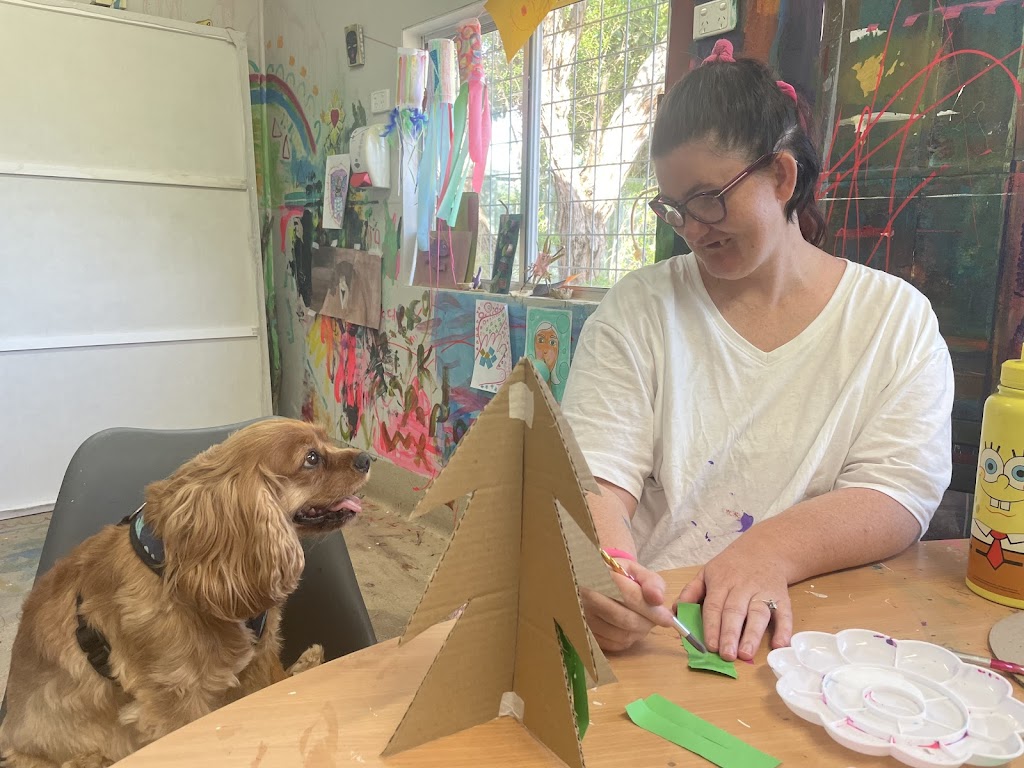 Empowering Art for All | Lloyd George Grove, Tanilba Bay NSW 2319, Australia | Phone: 0431 996 984