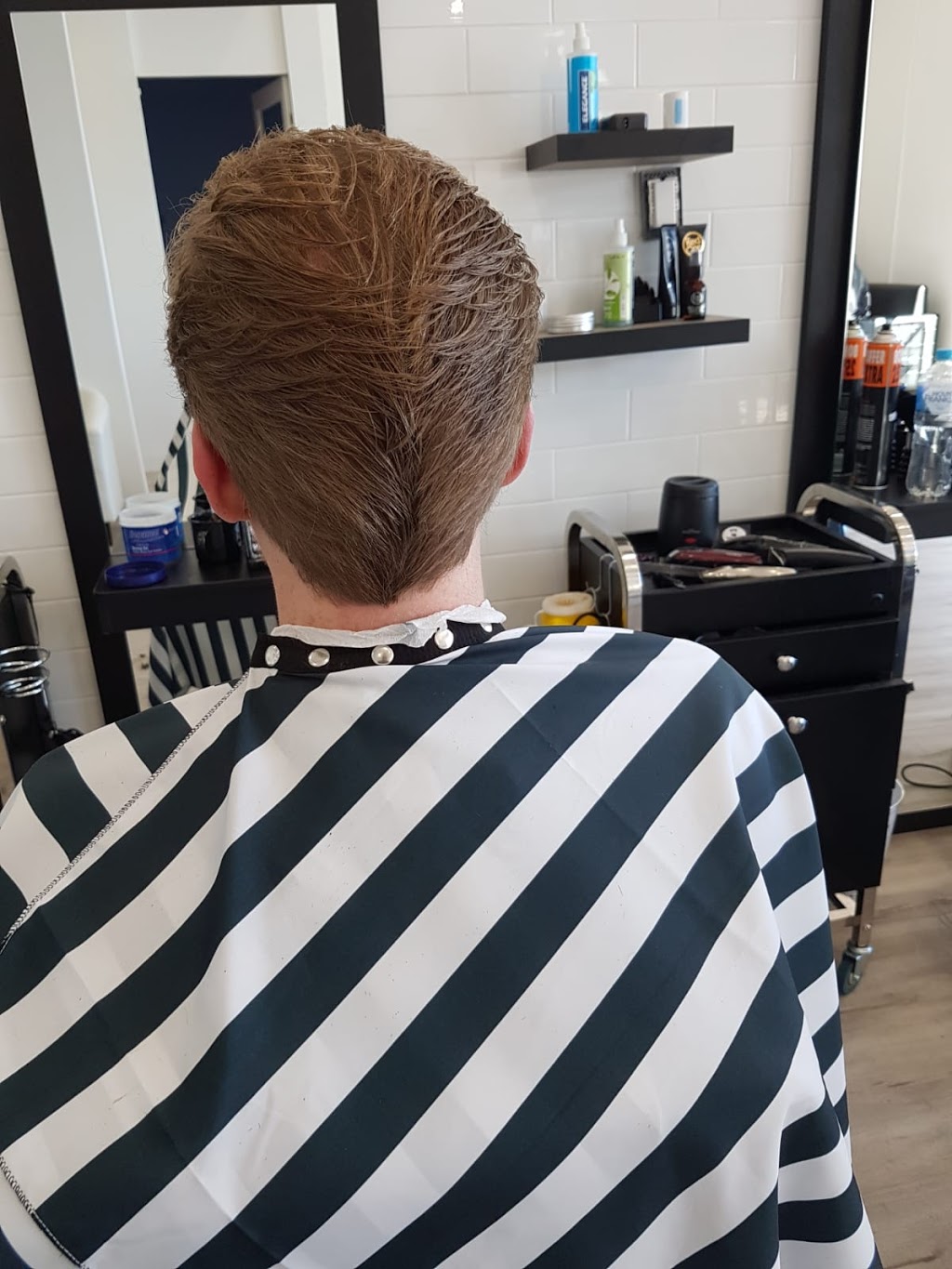Artists Hairstyle - Broadmeadows Shopping Centre | hair care | G159/1099-1169 Pascoe Vale Rd, Broadmeadows VIC 3047, Australia | 0393023864 OR +61 3 9302 3864