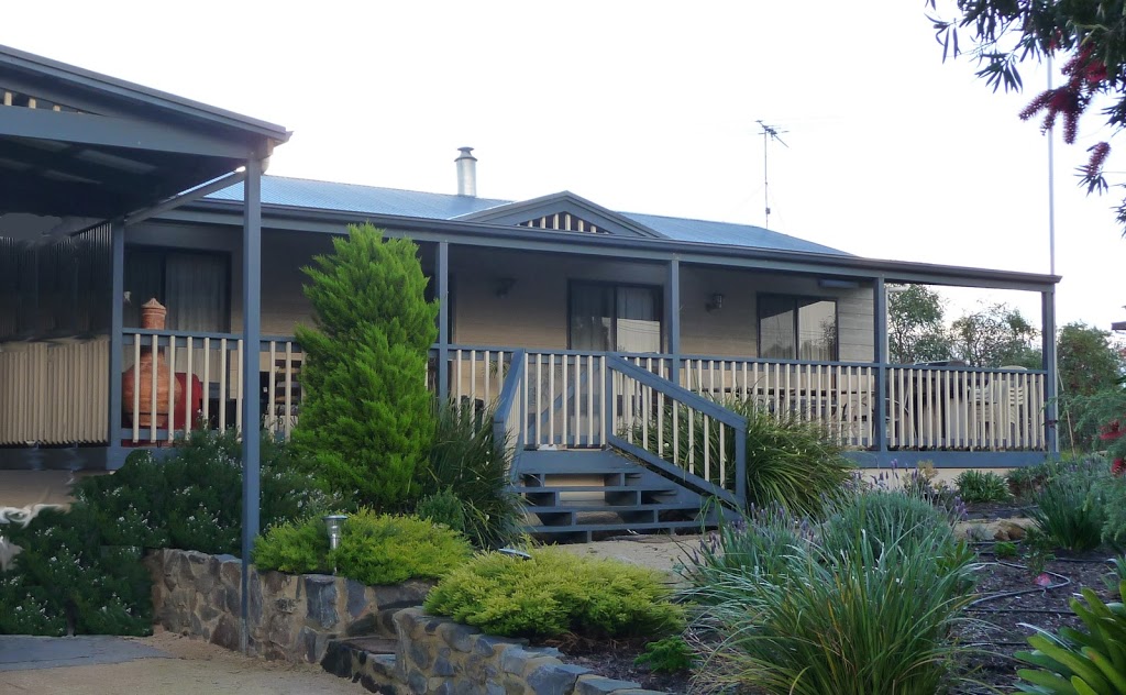 Clayton Bay Cottage with views all the way to Goolwa | lodging | 10 Bayview Rd, Clayton Bay SA 5256, Australia | 0409841112 OR +61 409 841 112