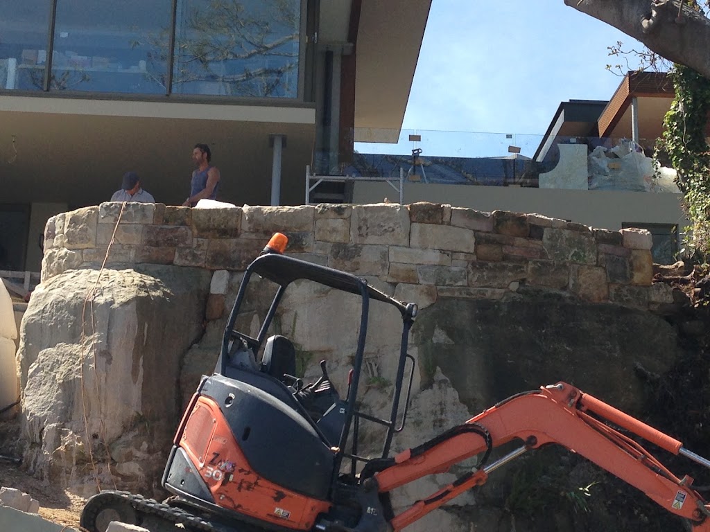Qadri Stone Pty Ltd | Unit 11/33 Warabrook Blvd, Warabrook NSW 2304, Australia | Phone: 0424 756 233
