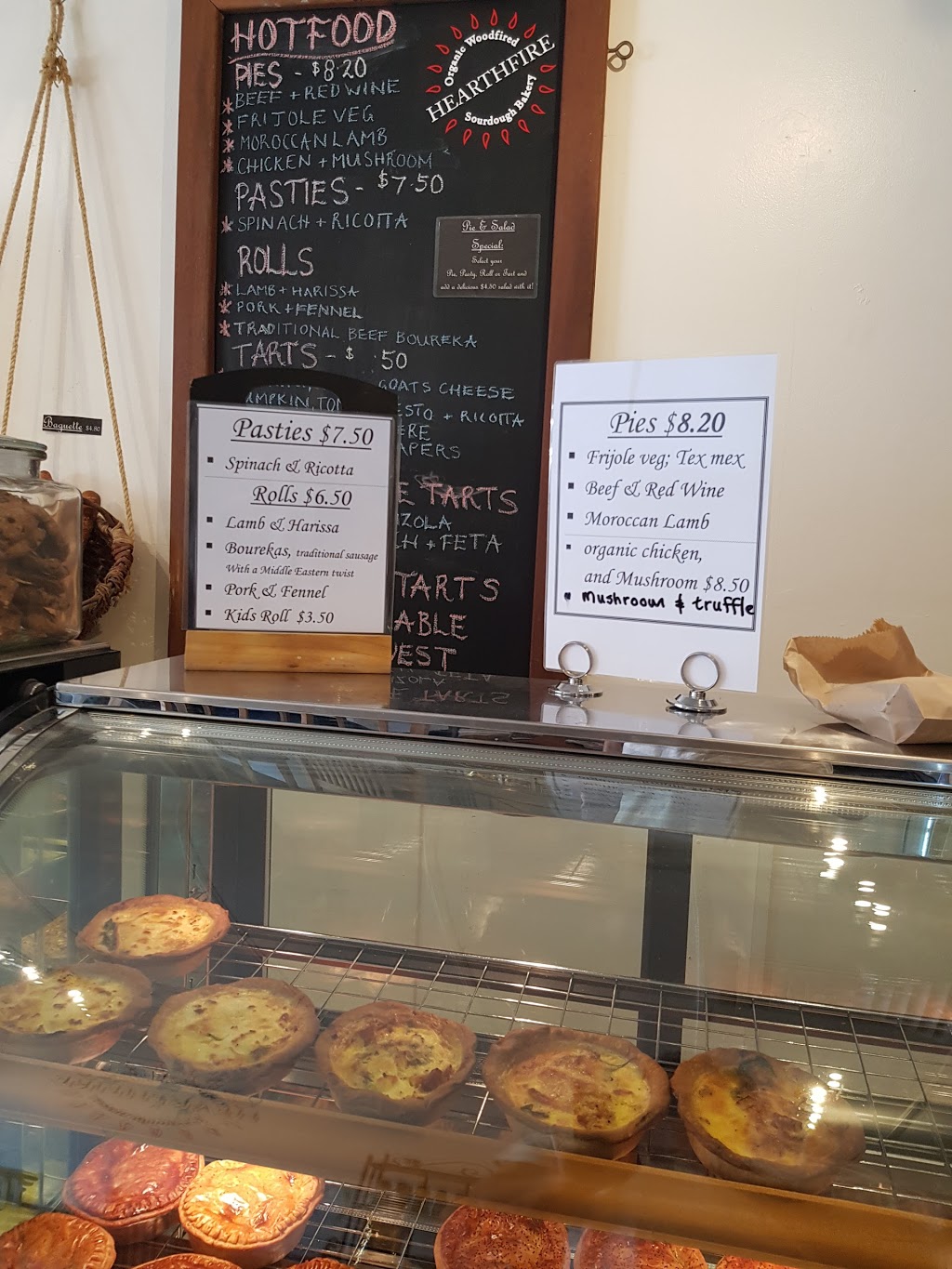 Hearthfire | bakery | 9A First Ave, Sawtell NSW 2452, Australia | 0266581568 OR +61 2 6658 1568