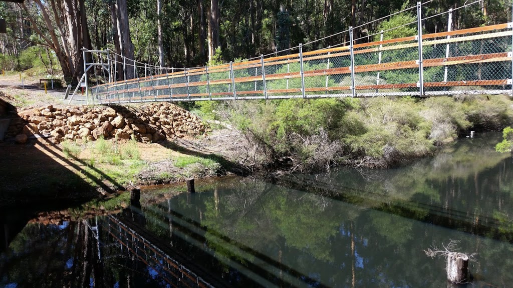 One Tree Bridge Chalets | 2050 Graphite Road, Manjimup WA 6258, Australia | Phone: (08) 9777 1196