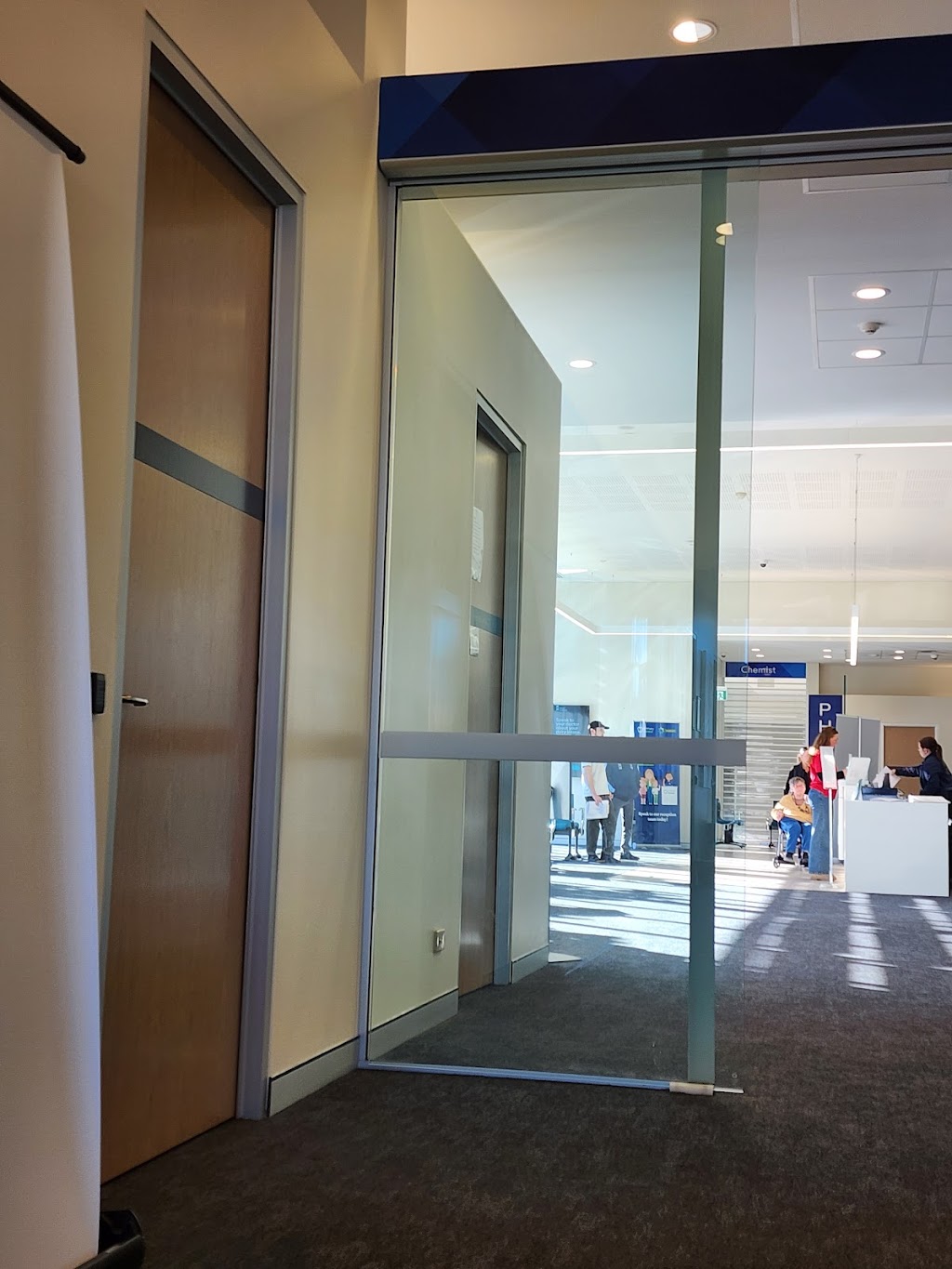 Wollongong Medicare Urgent Care Clinic | 46-50 Underwood St, Corrimal NSW 2518, Australia | Phone: (02) 4258 0220