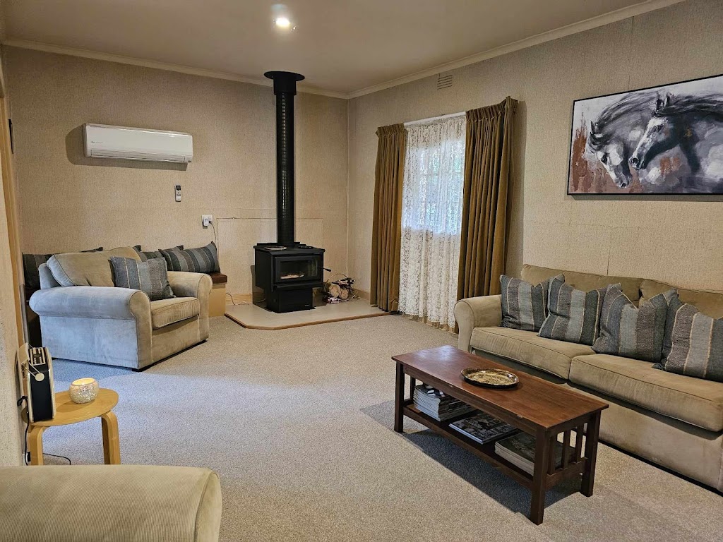 Riders Rest Yarra Valley | 595 Little Yarra Rd, Gladysdale VIC 3797, Australia | Phone: 0423 820 114