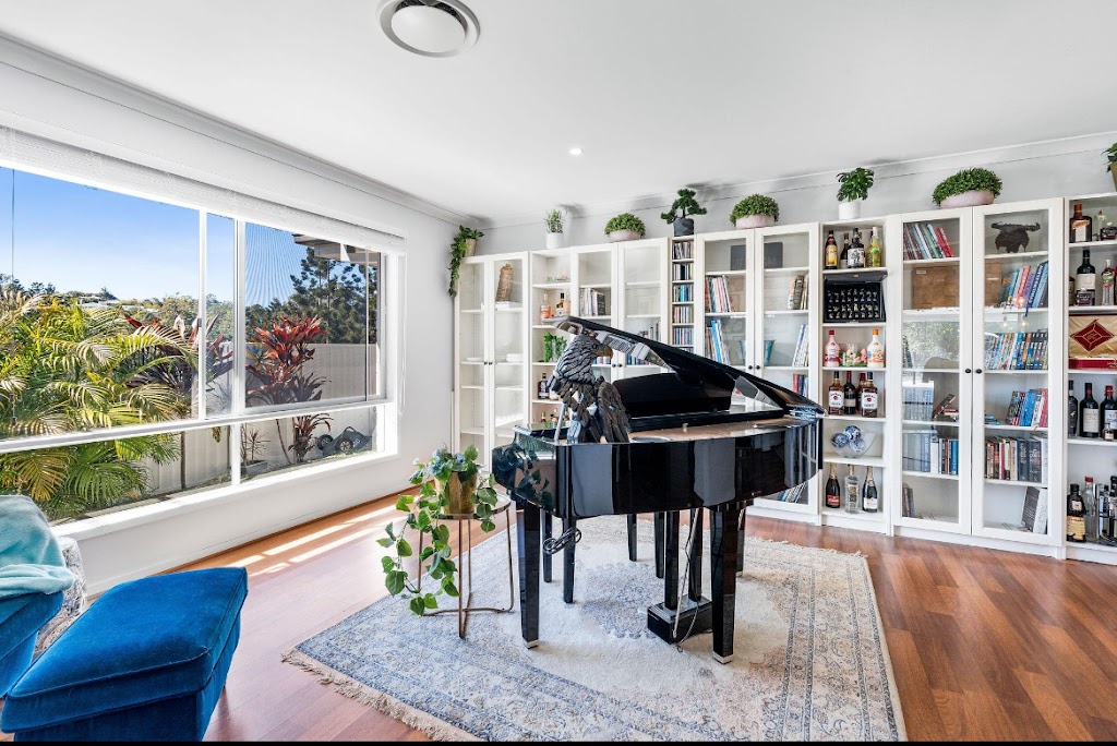 Coronis | 8/25 Pitcairn Way, Pacific Pines QLD 4211, Australia | Phone: (07) 5681 1707