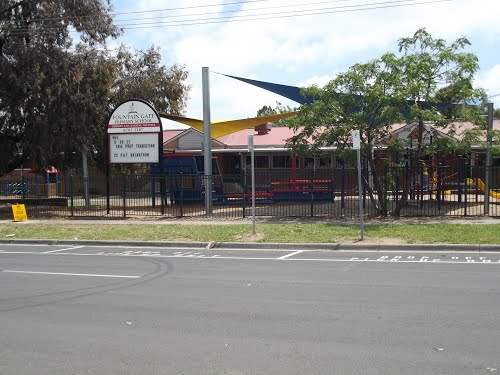 Fountain Gate Primary School | school | Prospect Hill Rd, Narre Warren VIC 3805, Australia | 0397031187 OR +61 3 9703 1187