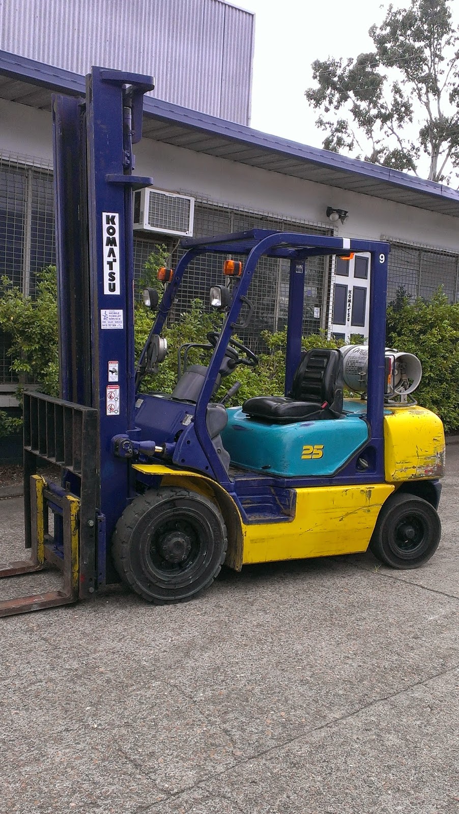 Mobile Forklift Service Pty Ltd | 19 Dollis St, Rocklea QLD 4106, Australia | Phone: 0418 787 504