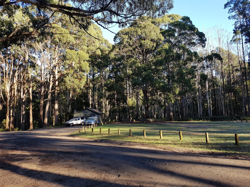 Ditchfields Campsite | campground | Raglan-Mount Cole Rd, Raglan VIC 3373, Australia