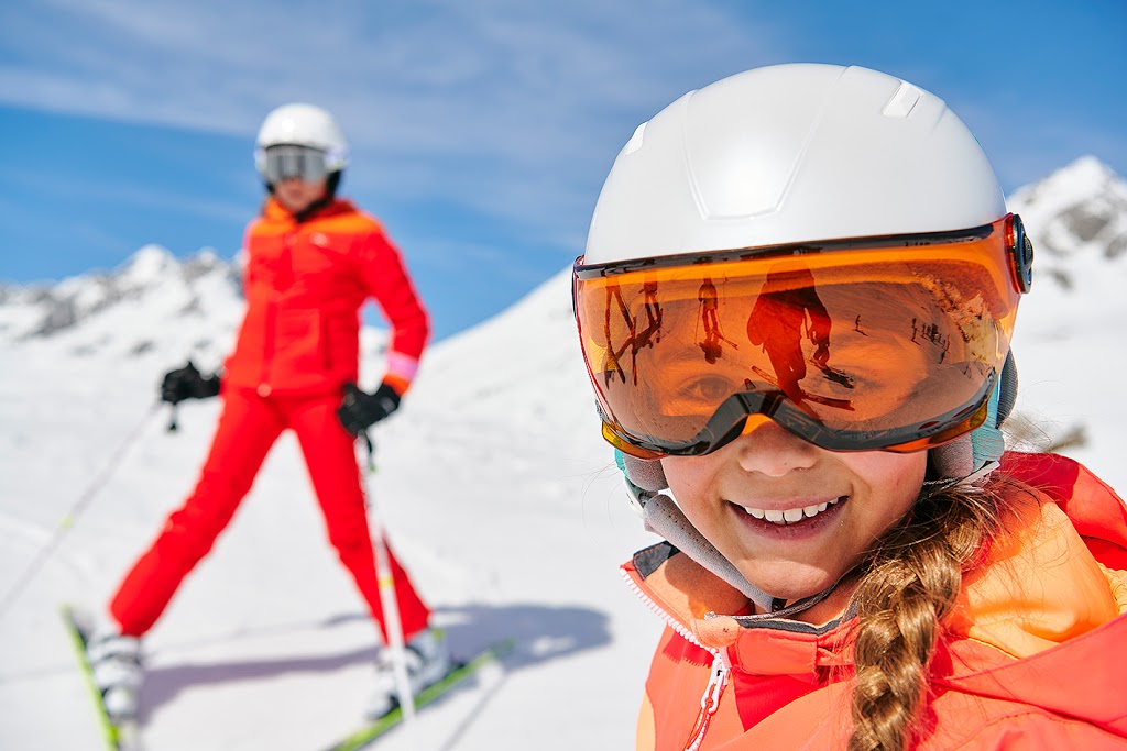 Hoys Skis | Mt Hotham | 30 Great Alpine Rd, Hotham Heights VIC 3741, Australia | Phone: (03) 5759 3221