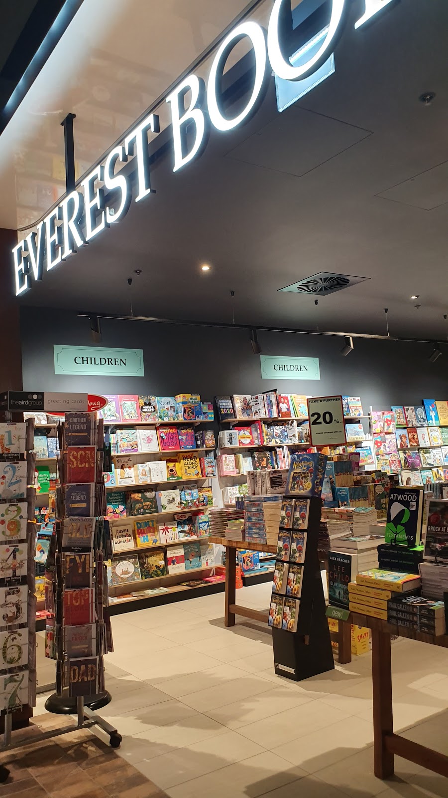Everest Books | 1 Roselands Dr, Roselands NSW 2196, Australia | Phone: 0415 833 546
