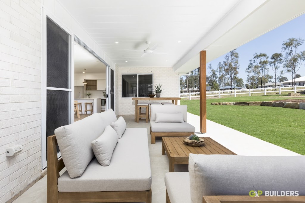 Reflections Vue by G&P Builders | 5 Stirling Dr, Kensington Grove QLD 4341, Australia | Phone: (07) 3463 9463