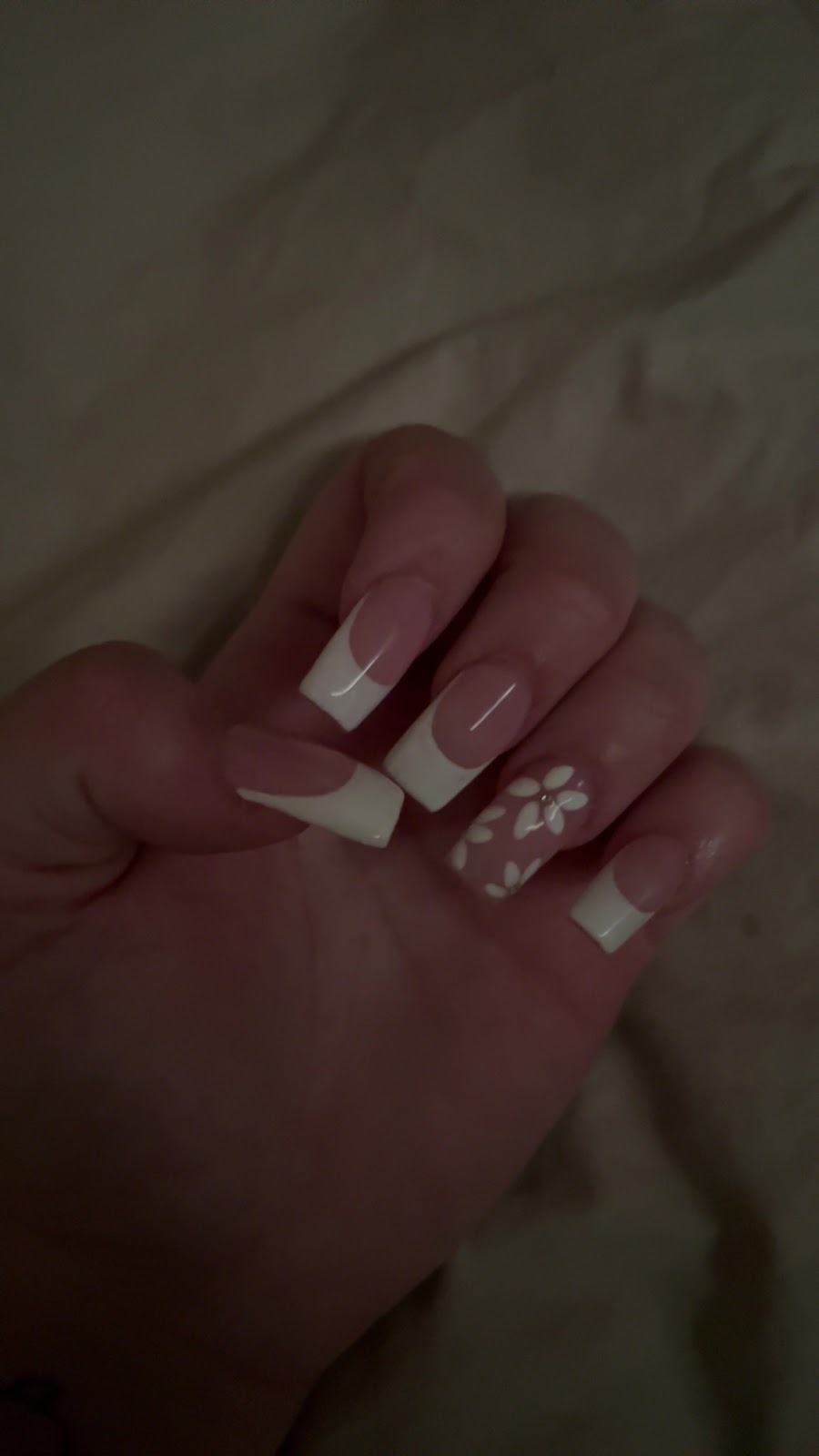 Eternal Nails Erina | Shop T99/419 Terrigal Dr, Erina NSW 2250, Australia | Phone: 0457 328 539