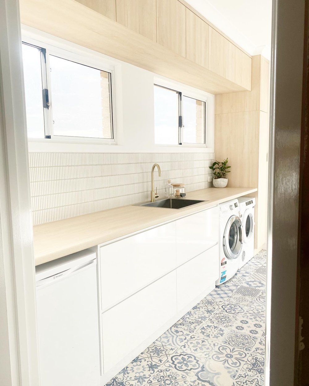 Integrity One Tiling | Sleepy Hollow Rd, Sleepy Hollow NSW 2483, Australia | Phone: 0448 021 757