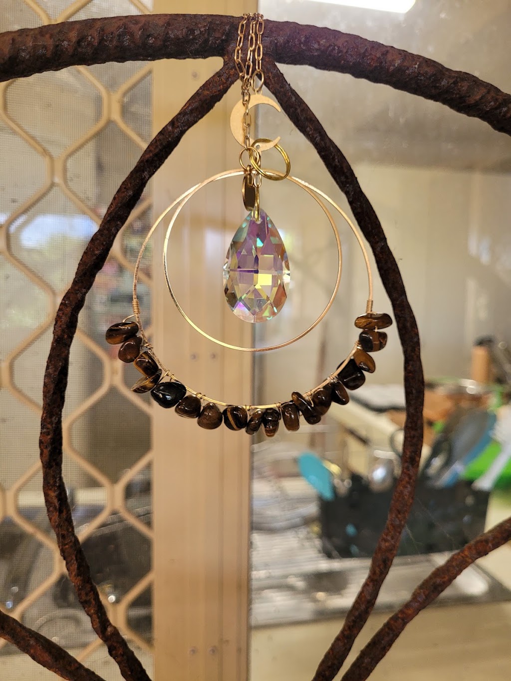 LUCYFOX Where Essential Oils Meet Crystals | 207 Great Southern Rd, Bargo NSW 2574, Australia | Phone: 0408 023 551