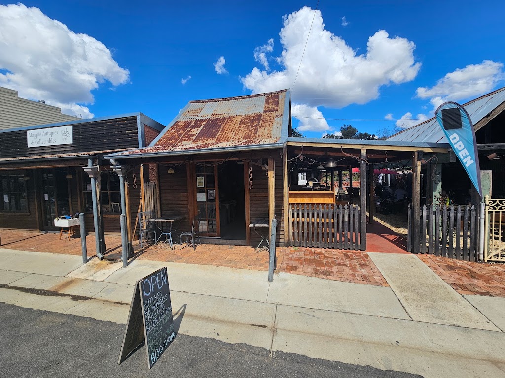 Crossroads Cafe Sofala | 29 Denison St, Sofala NSW 2795, Australia | Phone: 0407 442 399