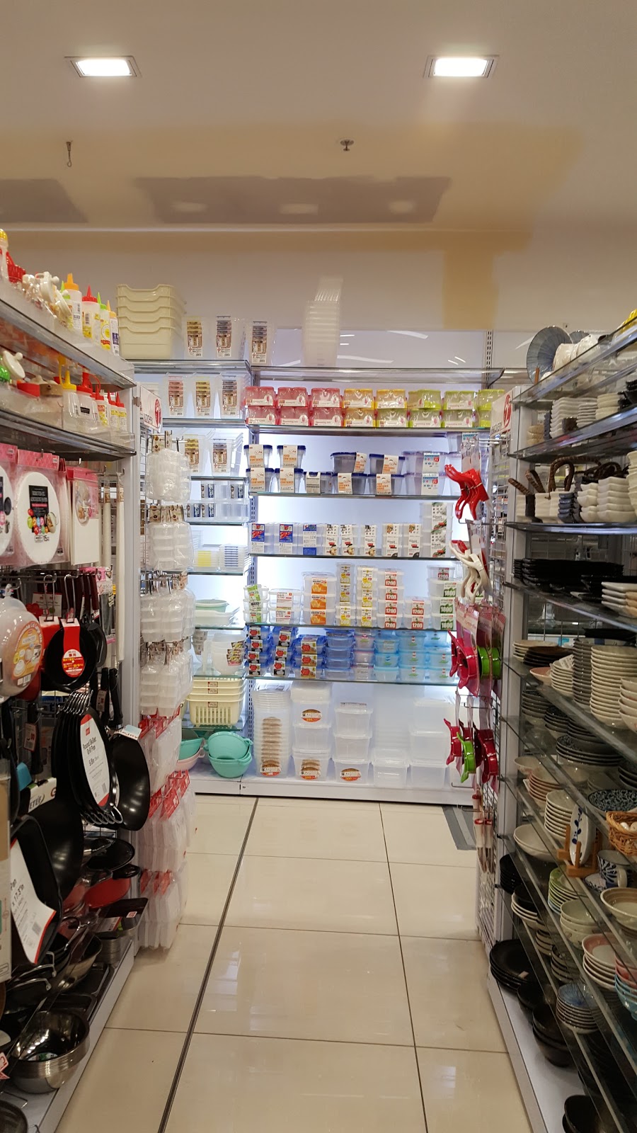 Daiso Japan | Lower Level, Indooroopilly Shopping Centre, 322 Moggill Rd, Indooroopilly QLD 4068, Australia | Phone: (07) 3032 2700