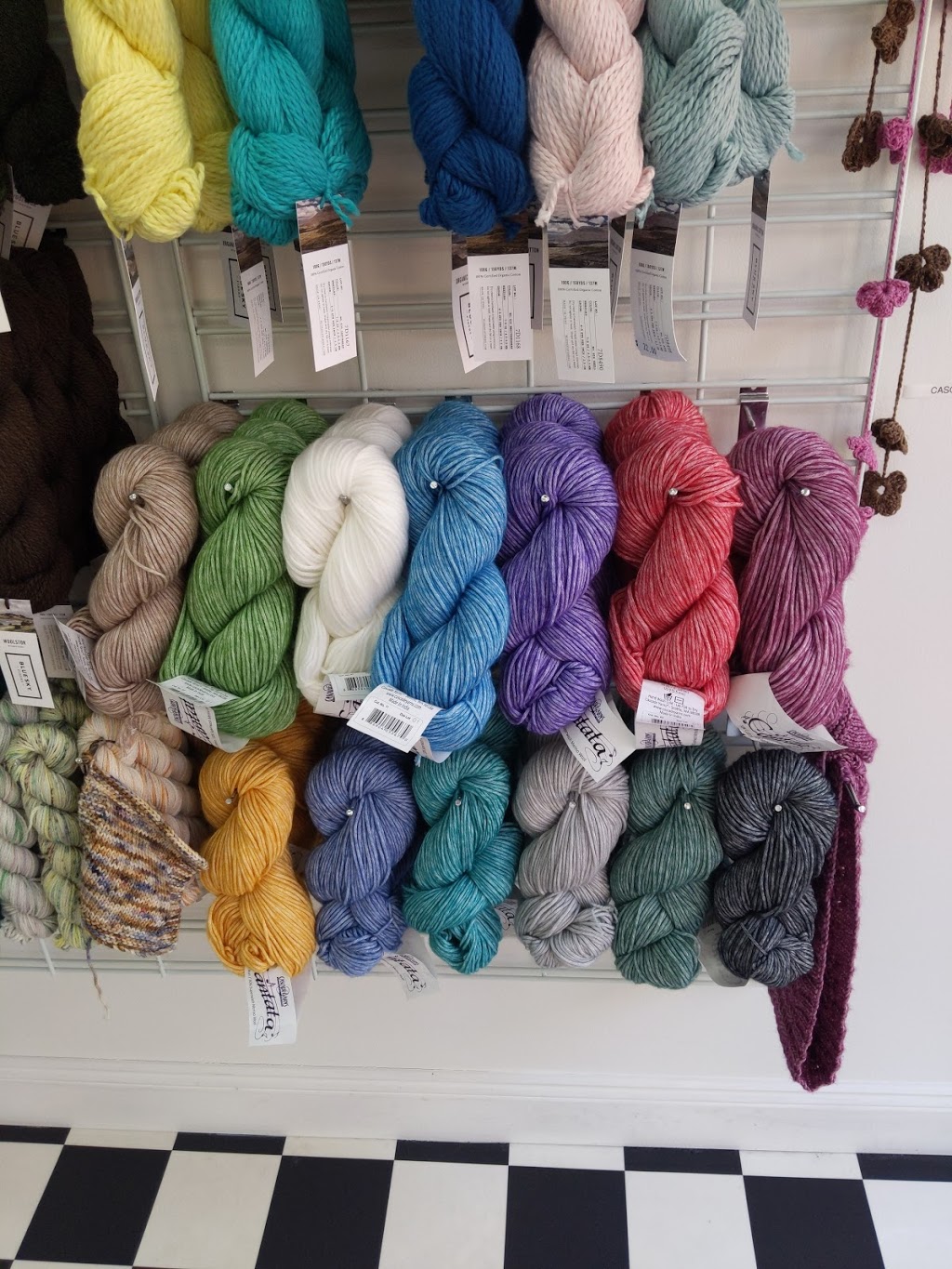 Yarn Glorious Yarn | Taringa Professional Centre, 11/180 Moggill Rd, Taringa QLD 4068, Australia | Phone: 0438 374 364