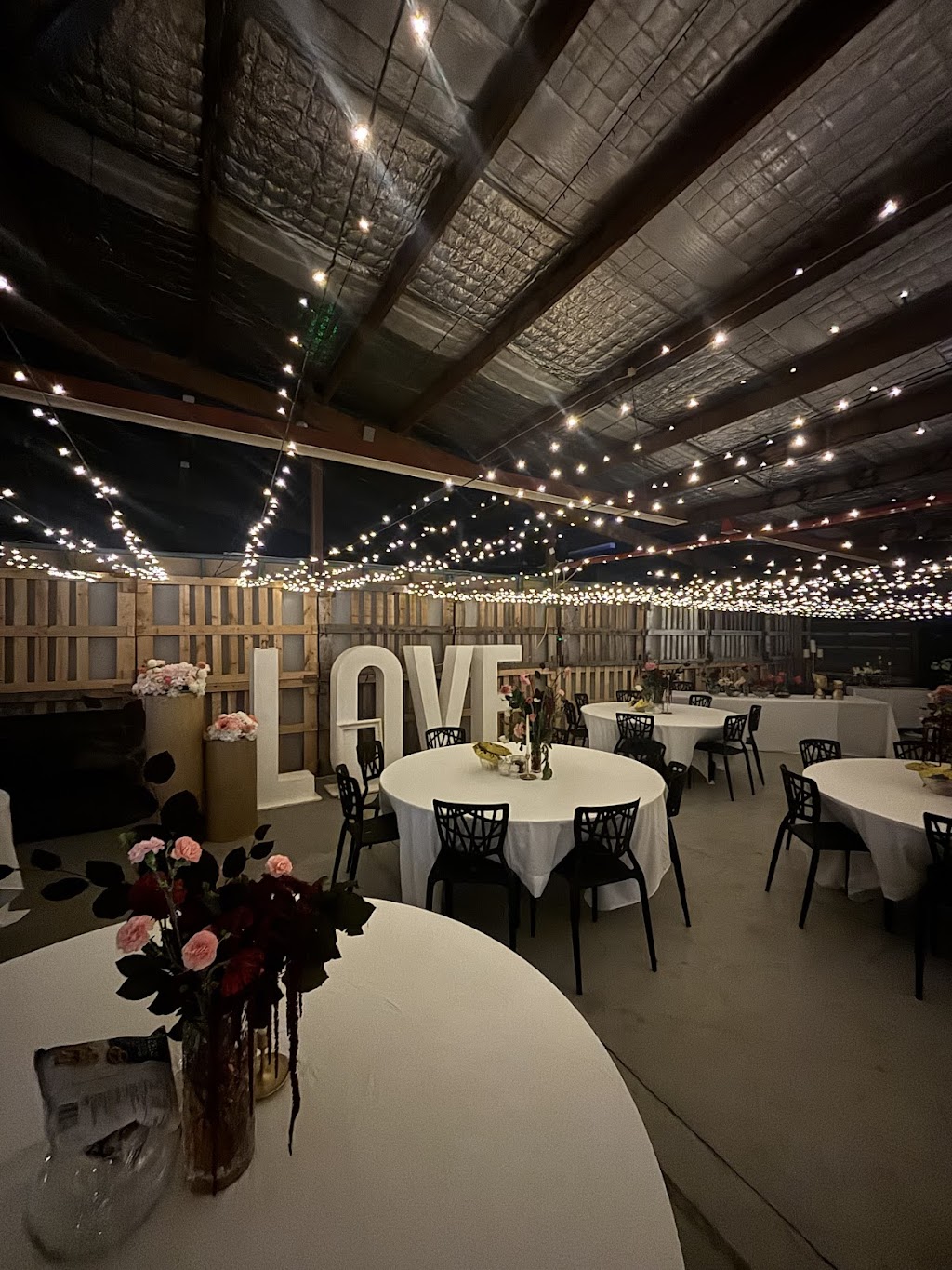 Rustique on the Coast | 2 Burns Rd, Ourimbah NSW 2258, Australia | Phone: 0422 142 839