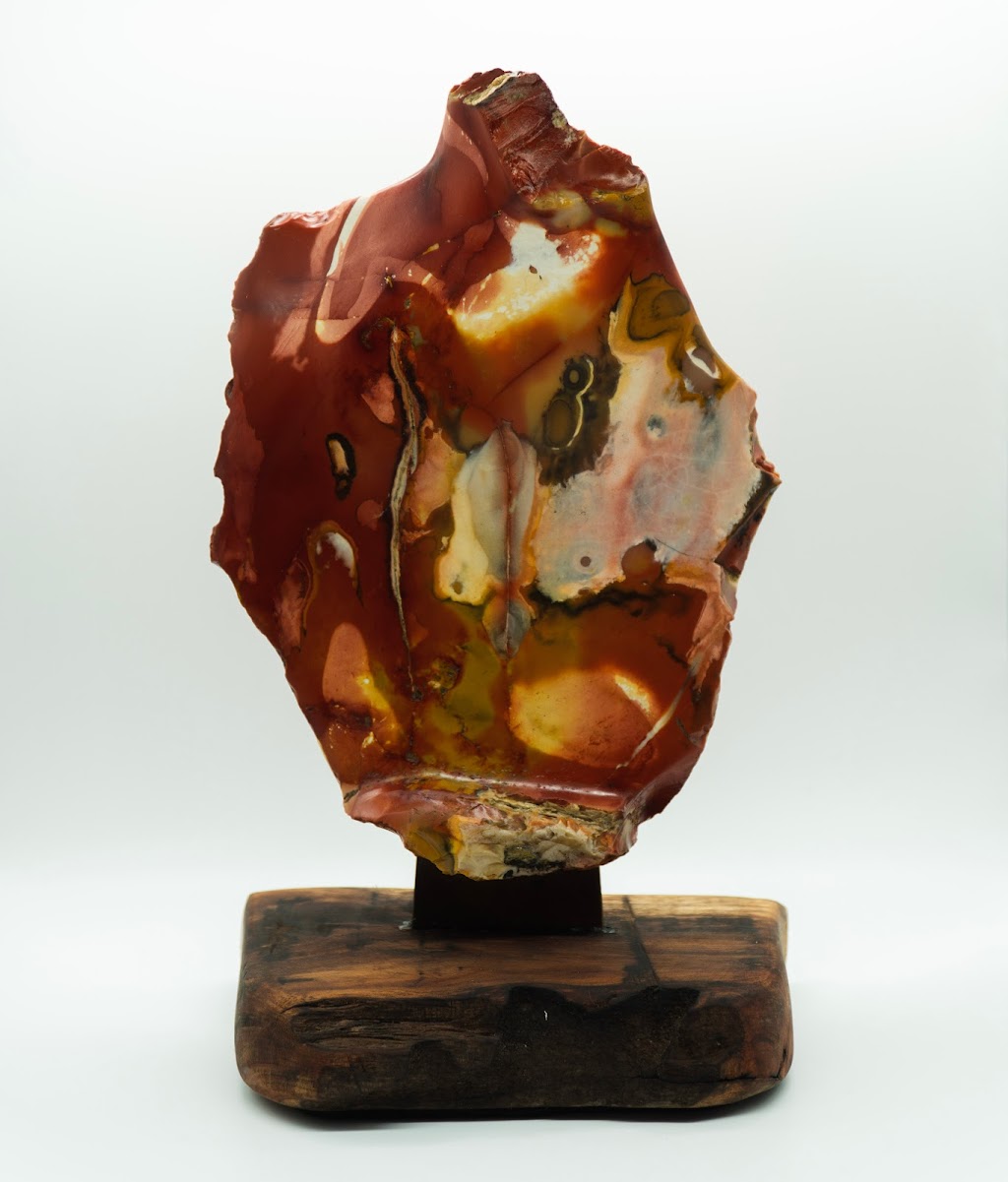 Jari Beau Stone Carving |  | Foam St, Sunderland Bay VIC 3922, Australia | 0411572752 OR +61 411 572 752