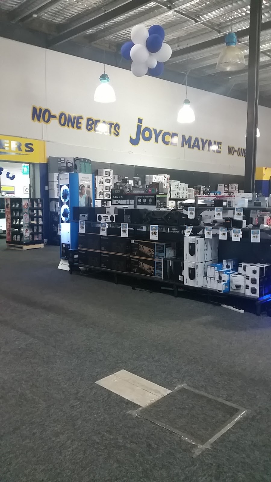 Joyce Mayne Chancellor Park | electronics store | showroom 2/30 Chancellor Village Blvd, Sippy Downs QLD 4556, Australia | 0754772200 OR +61 7 5477 2200