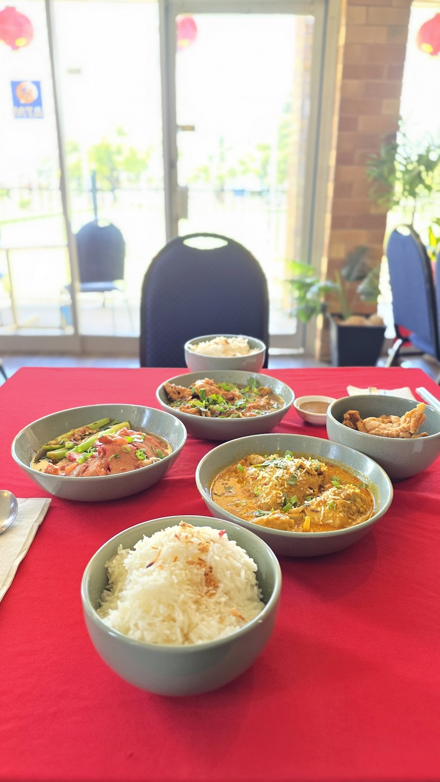 Thanhs Bowlo Murrurundi | 131 Mayne St, Murrurundi NSW 2338, Australia | Phone: (02) 6546 6532