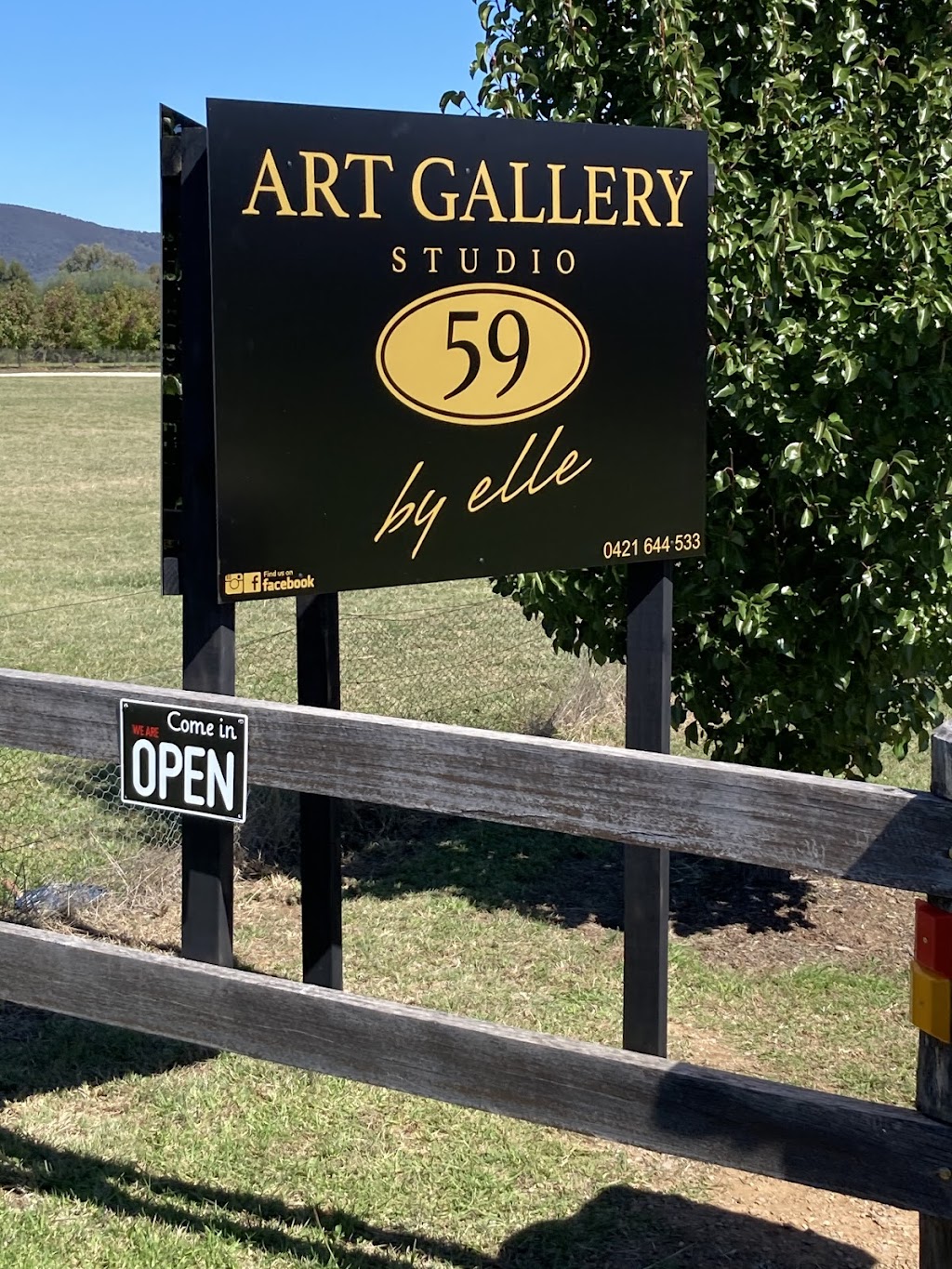 Studio 59 Art Gallery | 59 Henry Lawson Dr, Bombira NSW 2850, Australia | Phone: 0421 644 533