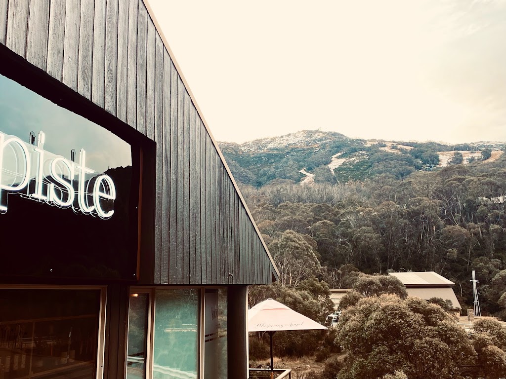 Piste Bar | 1 Diggings Terrace, Thredbo NSW 2625, Australia | Phone: (02) 6457 6844