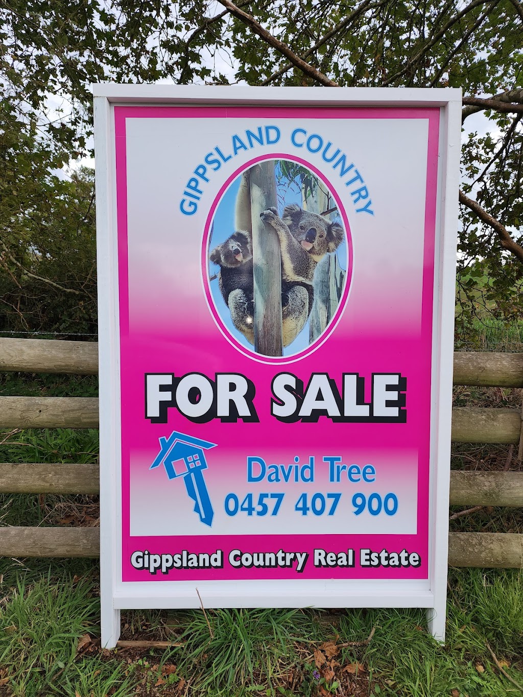 GIPPSLAND COUNTRY REAL ESTATE | 2 Farmer St, Mirboo North VIC 3871, Australia | Phone: 0457 407 900