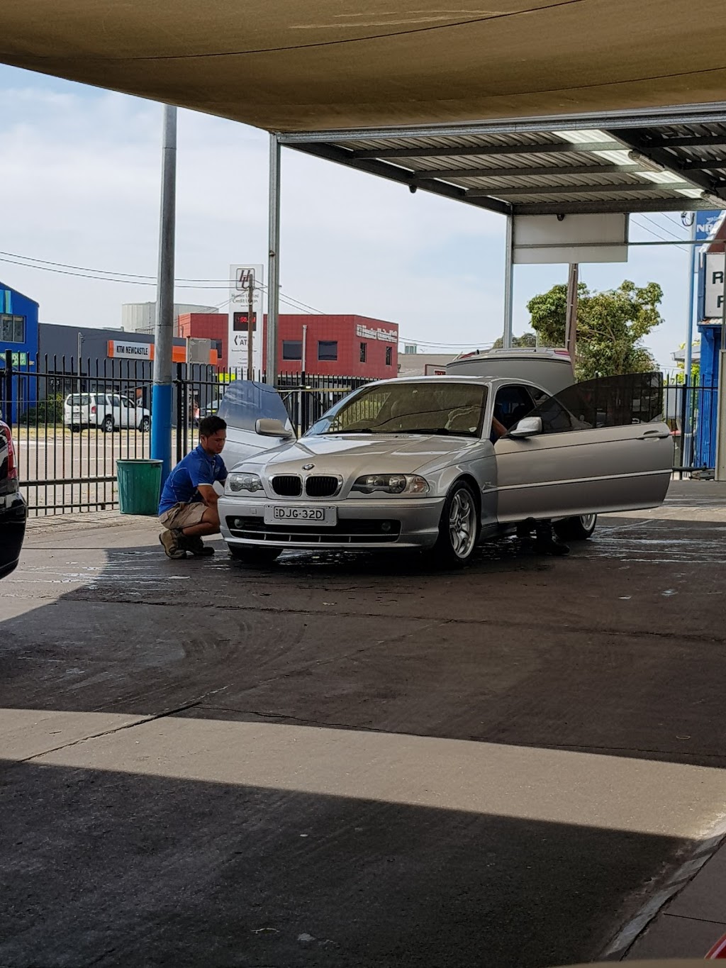 Silver Car Wash & Detailing | car wash | 147 Lambton Rd, Broadmeadow NSW 2292, Australia | 0249526728 OR +61 2 4952 6728