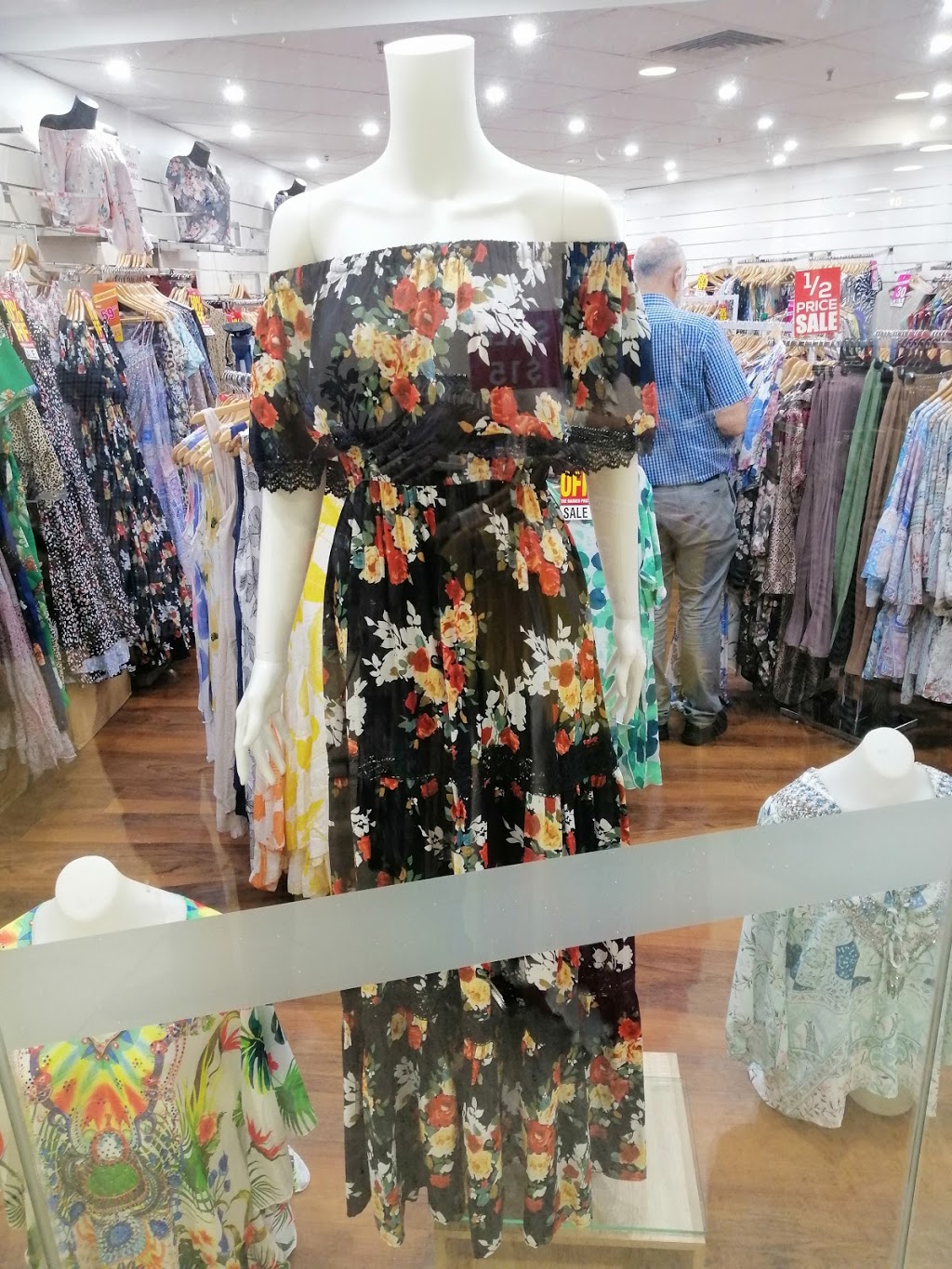 INwear Fashions | clothing store | Shop 41, Level 3 (Just Past Suncorp) Sunnybank Hills Shopping Town, Corner Calam and Compton Rds, Sunnybank Hills QLD 4109, Australia | 0406187056 OR +61 406 187 056