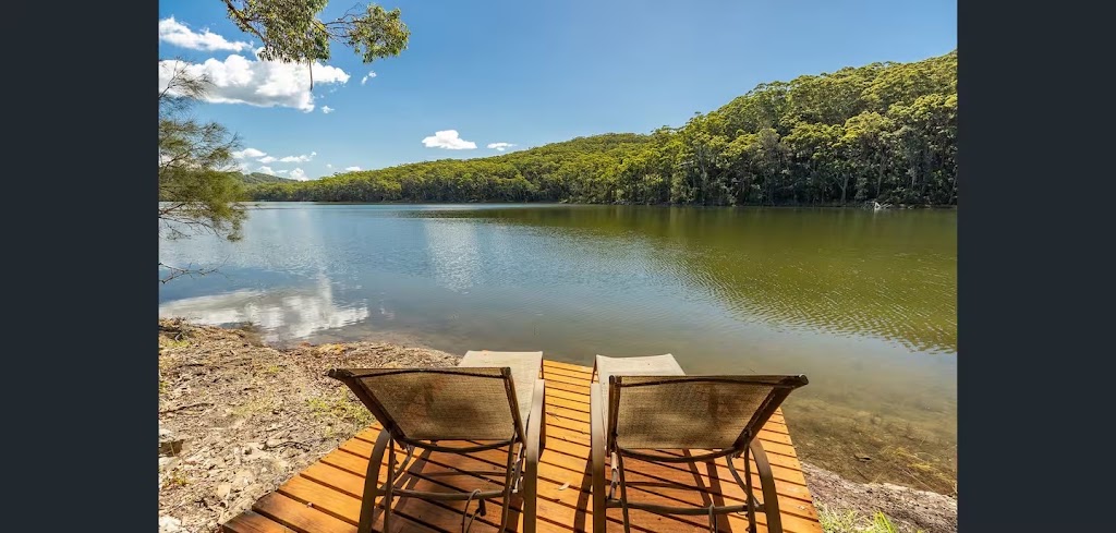 Villa Du Lac accommodation | 159 Amaroo Dr, Smiths Lake NSW 2428, Australia | Phone: 0478 616 024