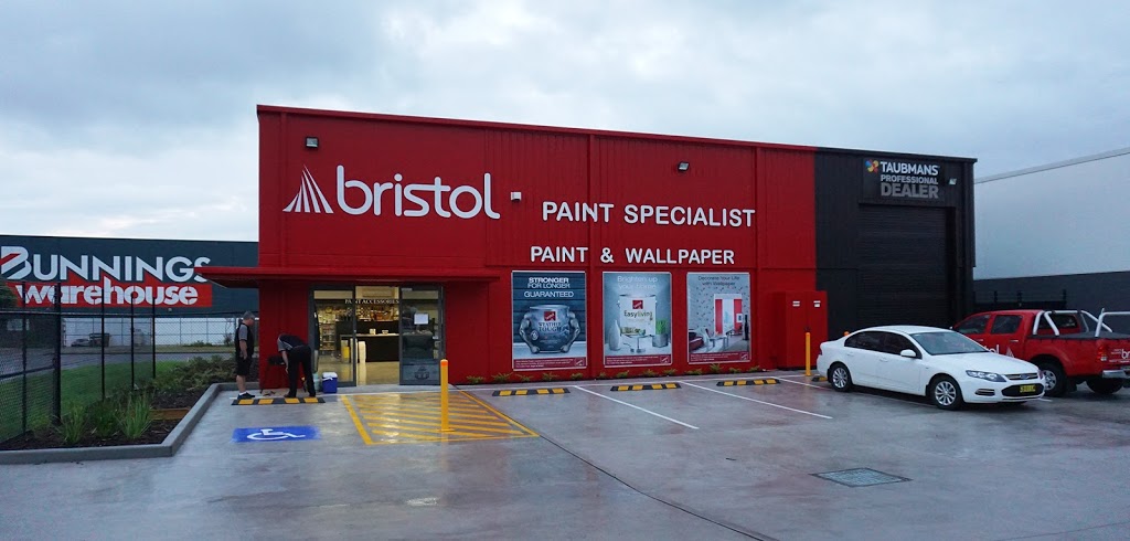 Bristol Paint Specialists, Taylors Beach | 8 Innovation Cl, Taylors Beach NSW 2316, Australia | Phone: (02) 4982 2435