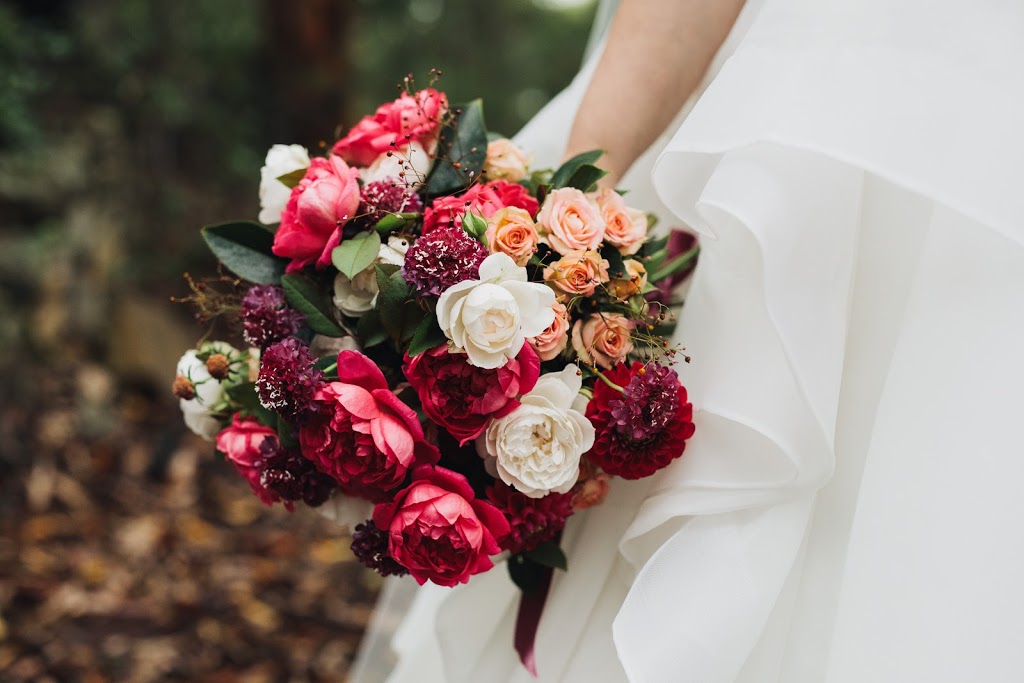 Visually Creative - Wedding Florist & Event Stylist | florist | 9 Laybutt Rd, Lalor Park NSW 2147, Australia | 0402081733 OR +61 402 081 733