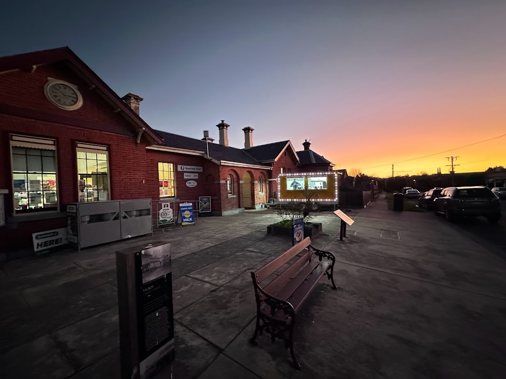 Talbot Lpo Food truck & General store | 5 Camp St, Talbot VIC 3371, Australia | Phone: (03) 5463 2203