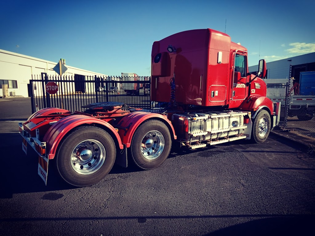Booth Transport | unit 2/152 Paradise Rd, Willawong QLD 4110, Australia | Phone: 1300 726 684
